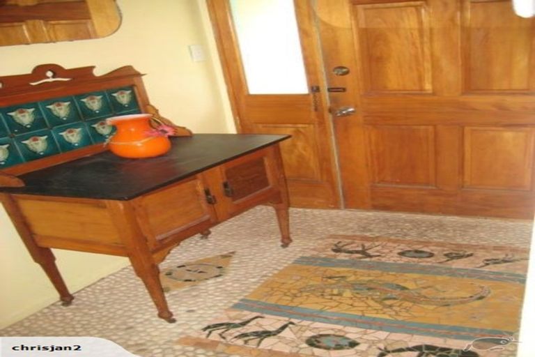 Photo of property in 144 Lonely Track Road, Redvale, Auckland, 0632