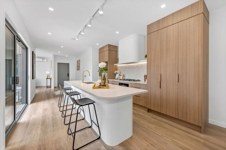 Photo of property in 1 Artemis Way, Flat Bush, 2019