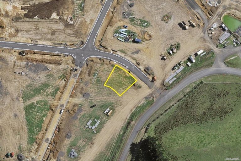 Photo of property in 4 Rere Awa Road, Glenbrook, 2681