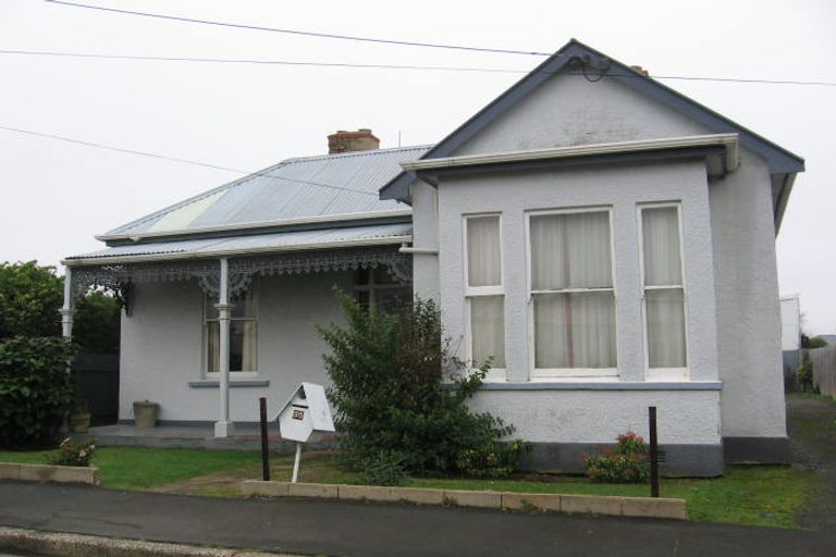 Photo of property in 35 Cutten Street, South Dunedin, Dunedin, 9012