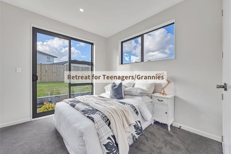 Photo of property in 17a Alexandra Street, Riverhead, 0820