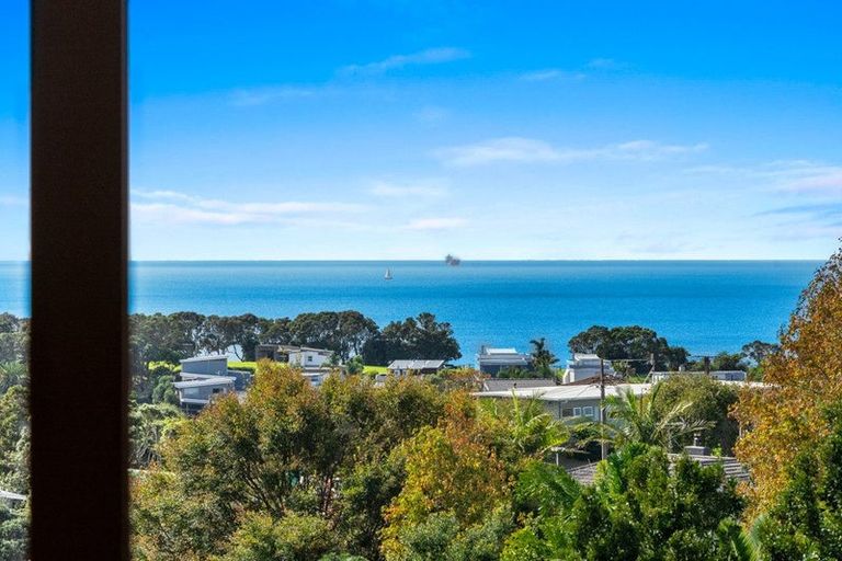 Photo of property in 3/56 Castor Bay Road, Castor Bay, Auckland, 0620