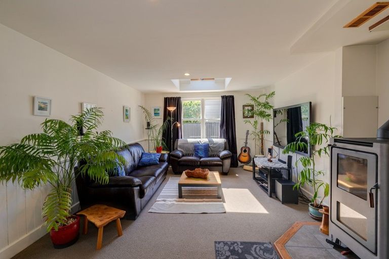Photo of property in 380 Keyes Road, New Brighton, Christchurch, 8083