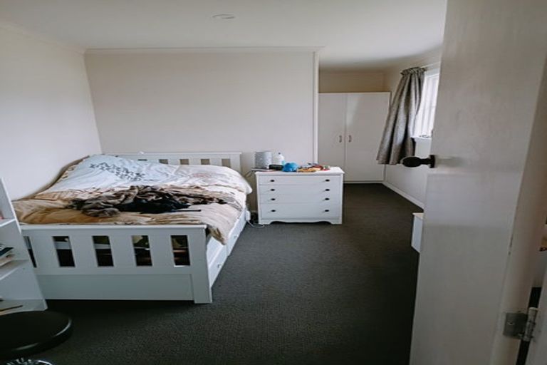 Photo of property in 27 Hollyford Avenue, Bryndwr, Christchurch, 8053