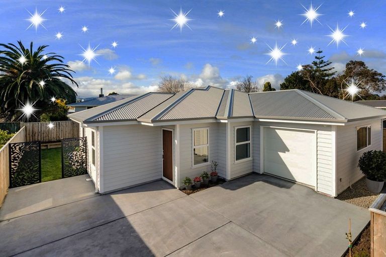 Photo of property in 18a Galway Avenue, Hokowhitu, Palmerston North, 4410