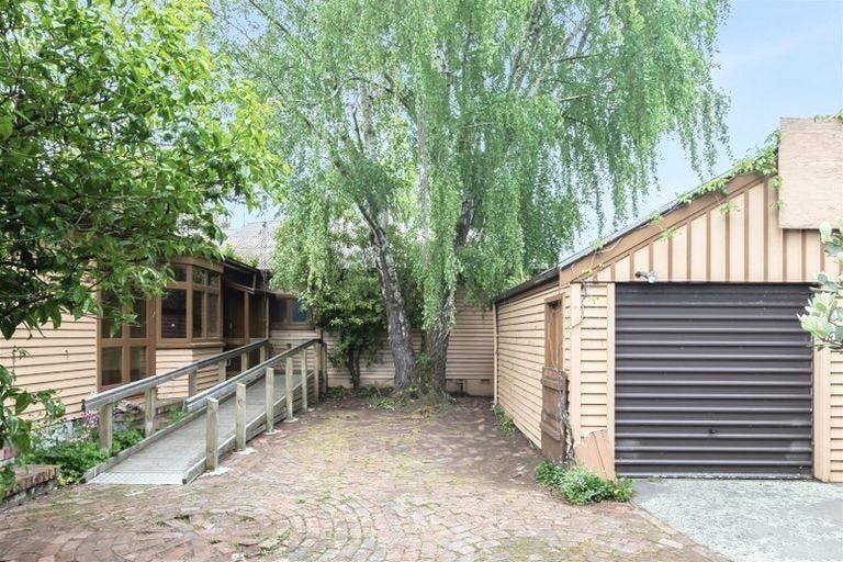 Photo of property in 88 Blighs Road, Strowan, Christchurch, 8052