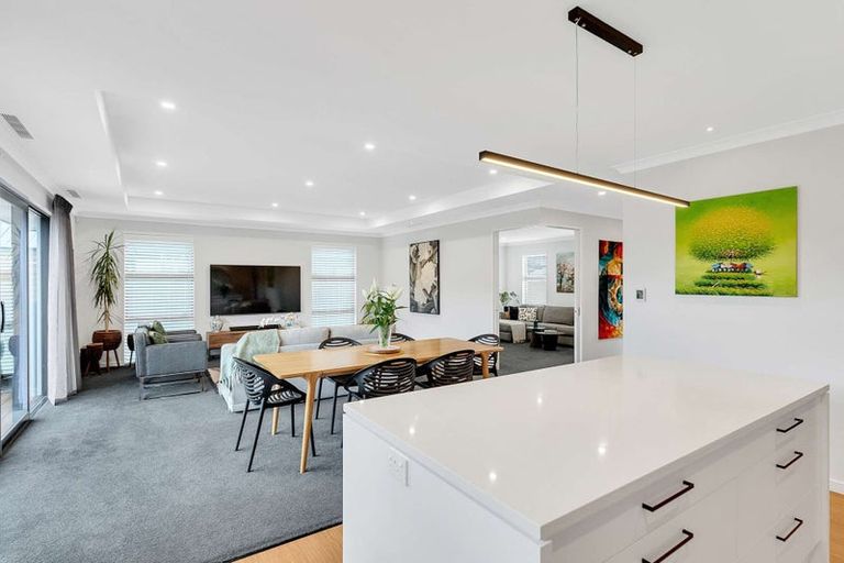 Photo of property in 10 Lesser Close, Rolleston, 7615