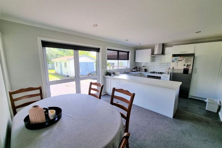 Photo of property in 5 Galway Avenue, Hokowhitu, Palmerston North, 4410