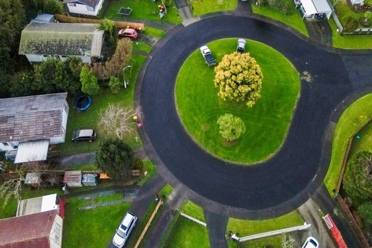 Photo of property in 20 Newland Grove, Henderson, Auckland, 0610