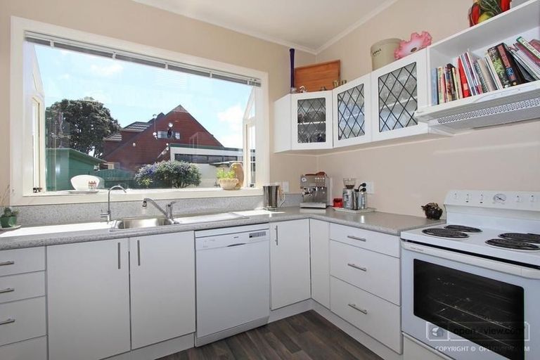 Photo of property in 353 Waterloo Road, Waterloo, Lower Hutt, 5011