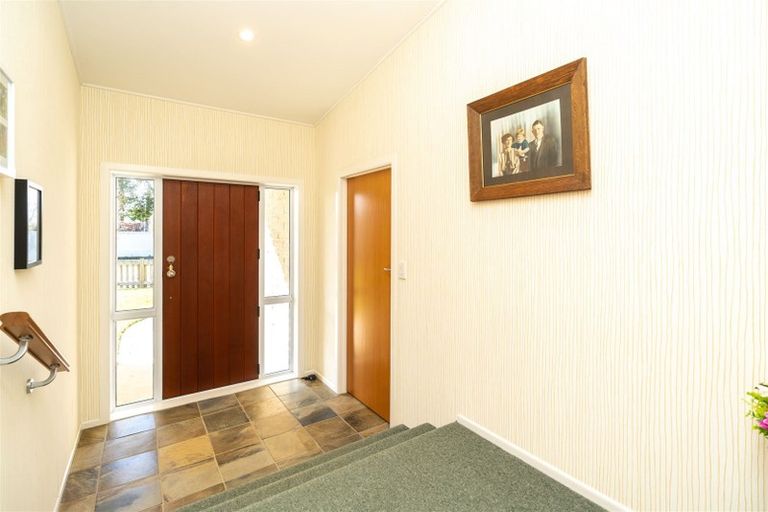 Photo of property in 39 Regent Street, Silverdale, Hamilton, 3216