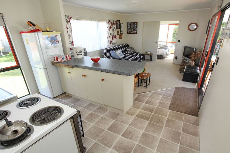 Photo of property in 17a Uenuku Avenue, Raglan, 3225