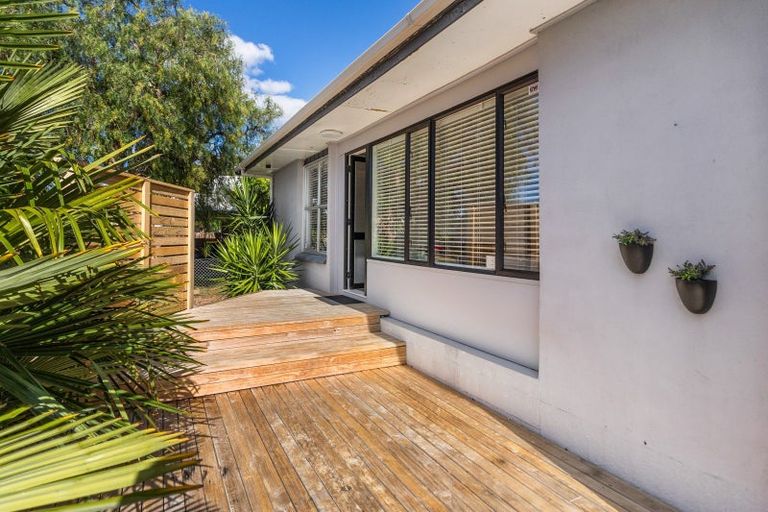 Photo of property in 24 Locarno Avenue, Sandringham, Auckland, 1025
