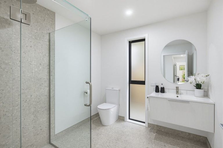 Photo of property in 21a Weraroa Road, Levin, 5510
