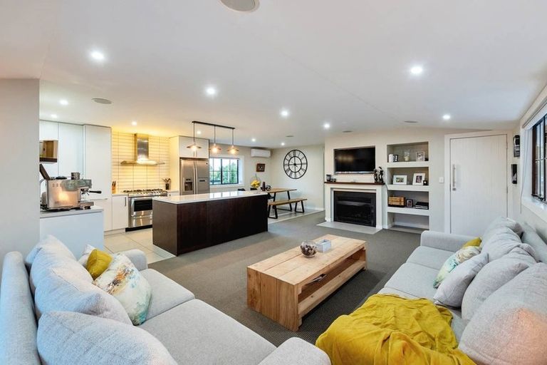 Photo of property in 56 Monowai Road, Wainui, Silverdale, 0994