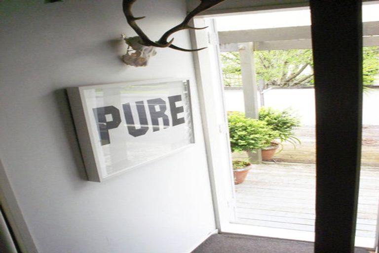 Photo of property in 26a Ranelagh Street, Karori, Wellington, 6012