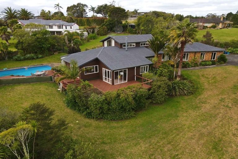 Photo of property in 20 Chester Avenue, Greenhithe, Auckland, 0632