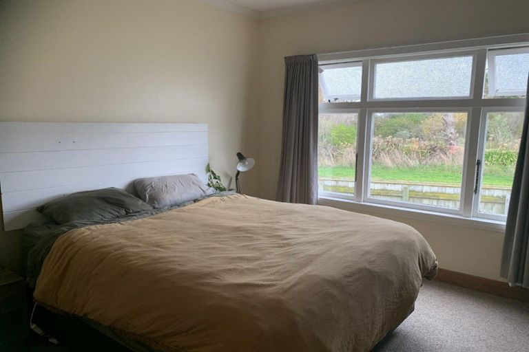 Photo of property in 1 Frood Street, Bulls, 4818