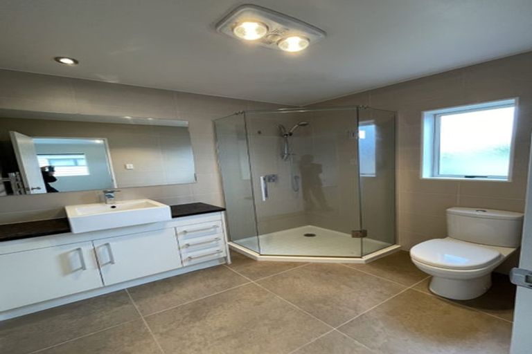 Photo of property in 30 Dromoland Drive, Flat Bush, Auckland, 2019