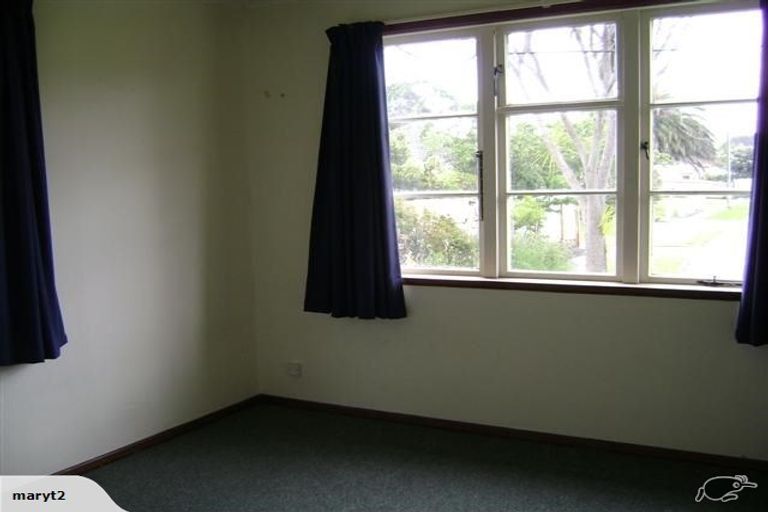 Photo of property in 7 Brown Grove, Fairfield, Lower Hutt, 5011