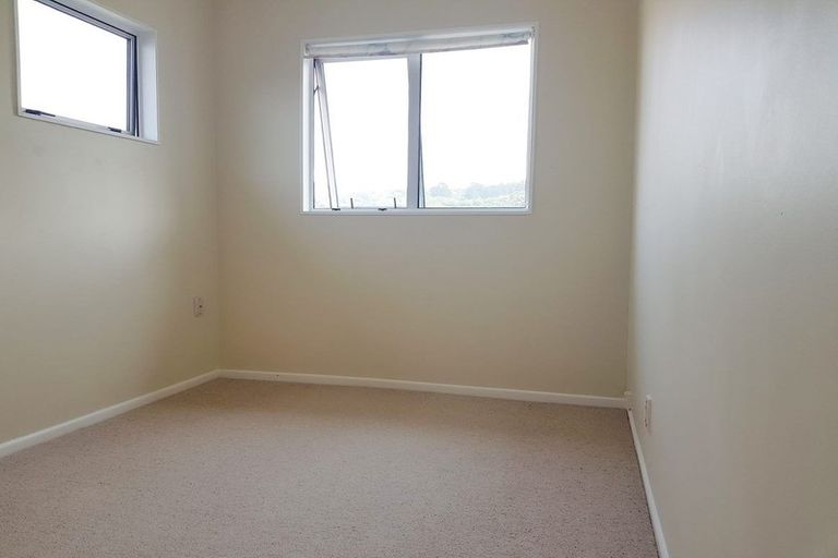 Photo of property in 20 Holyoake Crescent, Avalon, Lower Hutt, 5011
