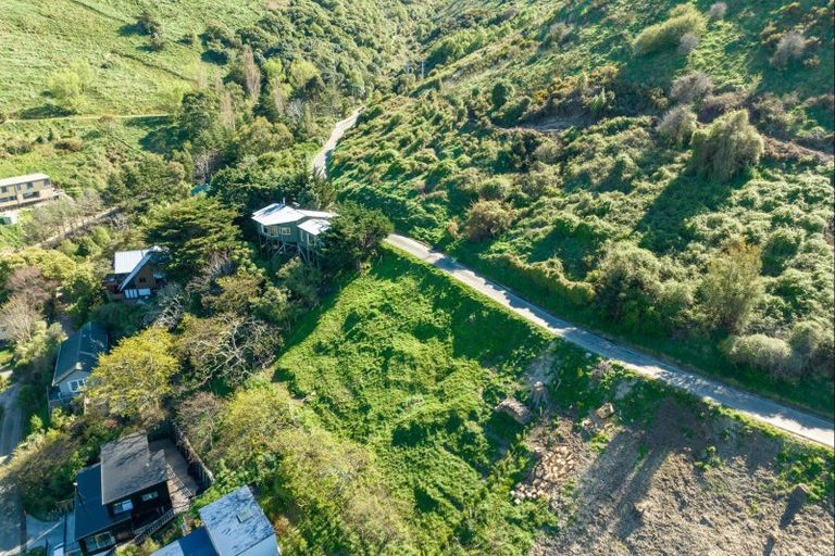 Photo of property in 11 Harmans Road, Lyttelton, 8082