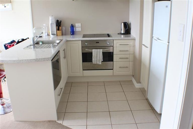 Photo of property in 2/89 Barnard Street, Wadestown, Wellington, 6012