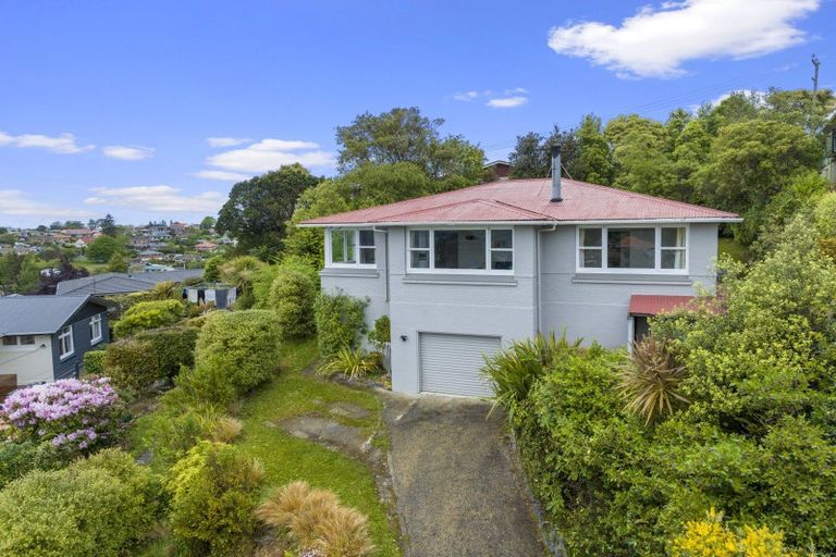 Photo of property in 69 Centennial Avenue, Helensburgh, Dunedin, 9010