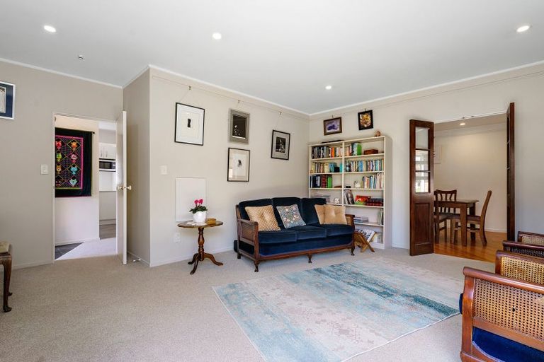 Photo of property in 1 Longfellow Street, Leamington, Cambridge, 3432