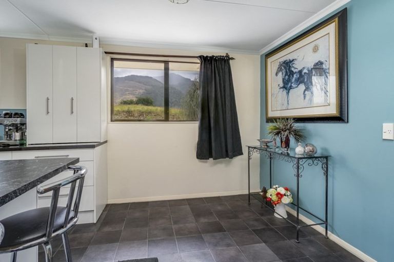 Photo of property in 196 Fairfax Street, Murchison, 7007