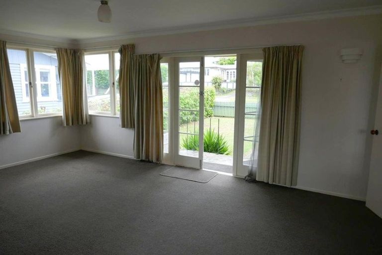 Photo of property in 71 Kingswood Road, Brookfield, Tauranga, 3110