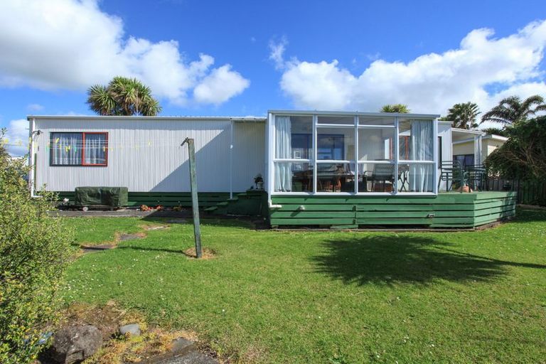 Photo of property in 17a Uenuku Avenue, Raglan, 3225