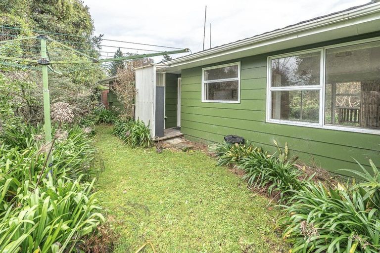 Photo of property in 6 Caversham Road, Westmere, Whanganui, 4501
