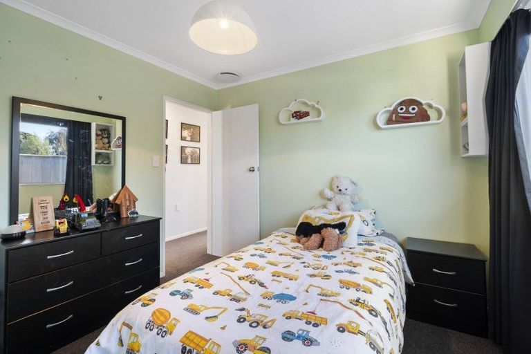 Photo of property in 23 Phillips Street, Sanson, 4817