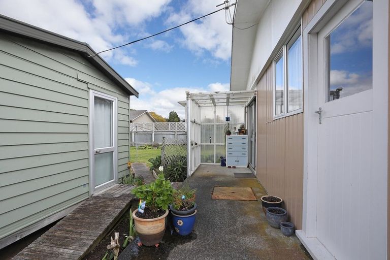 Photo of property in 20 Oaklea Avenue, Marton, 4710