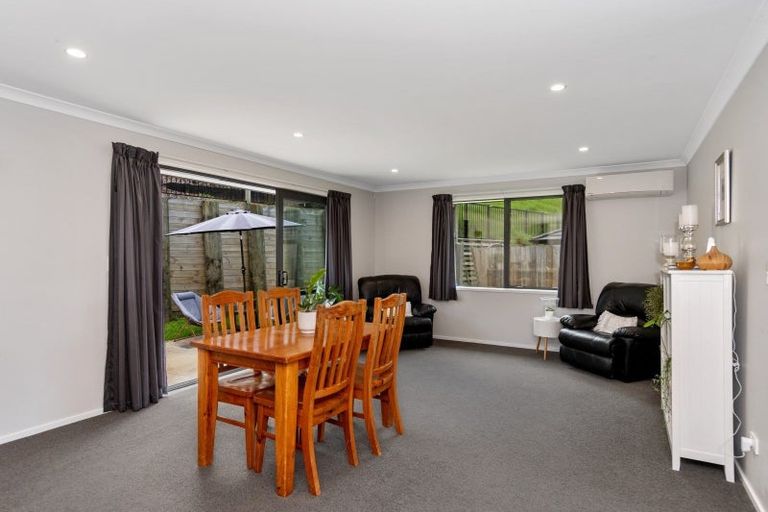 Photo of property in 17 Lakeside Terrace, Omokoroa, 3114