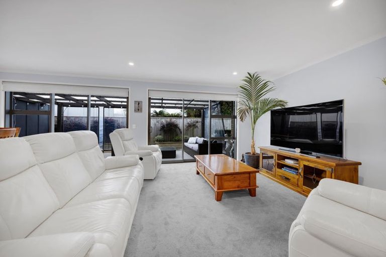 Photo of property in 22c Waihi Road, Hawera, 4610
