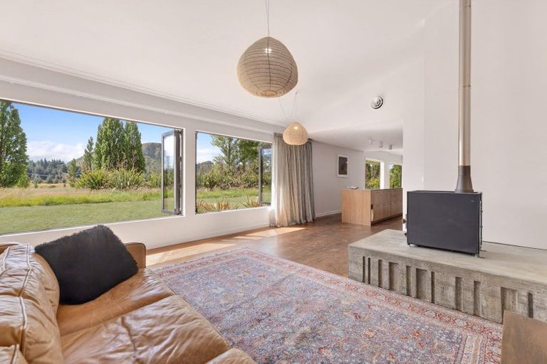 Photo of property in 83d Black Peak Road, Wanaka, 9382