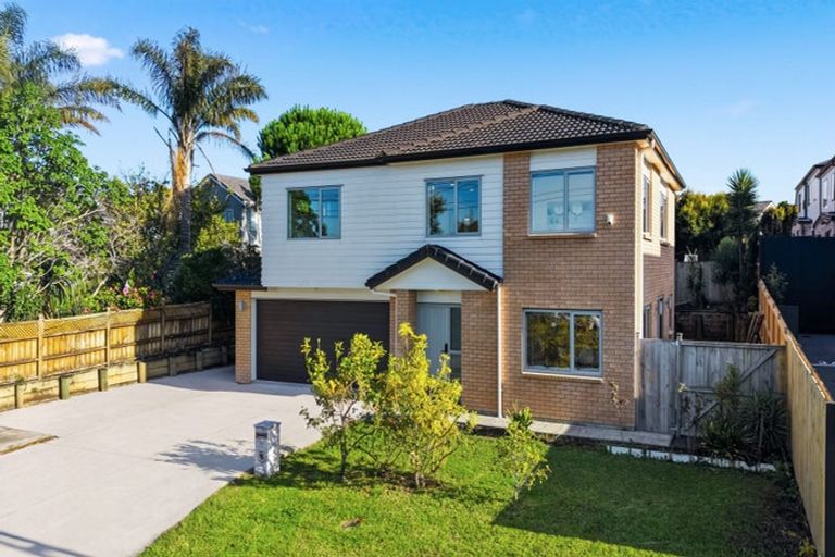 Photo of property in 17a Patons Road, Howick, Auckland, 2014