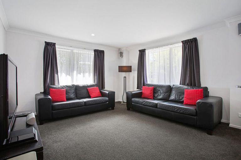 Photo of property in 59 Marendellas Drive, Bucklands Beach, Auckland, 2014