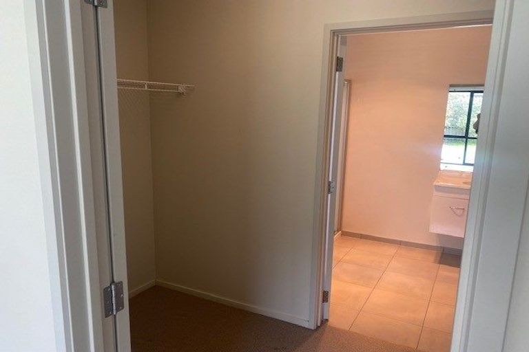 Photo of property in 25c Dolphin Parade, Bell Block, New Plymouth, 4312