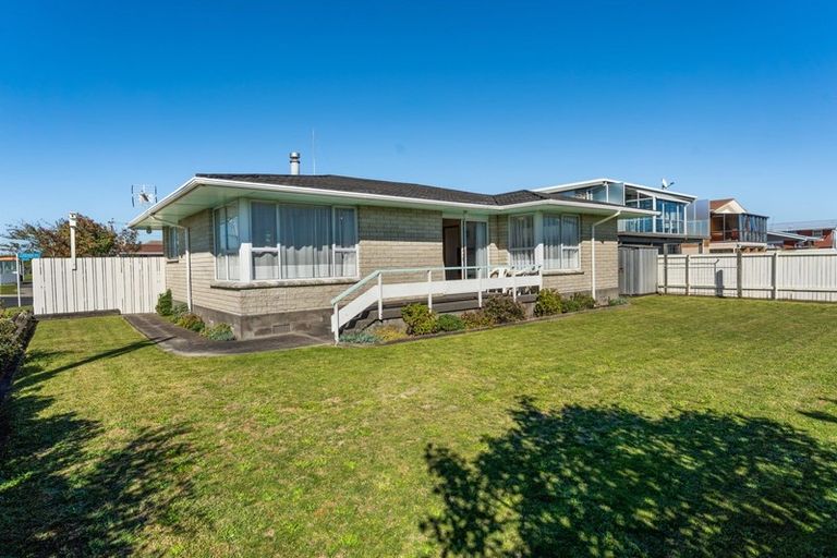Photo of property in 2 Carver Place, Lynmouth, New Plymouth, 4310