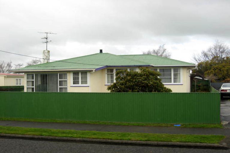 Photo of property in 33 Taverner Street, Carterton, 5713