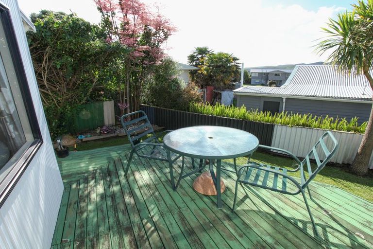 Photo of property in 17a Uenuku Avenue, Raglan, 3225