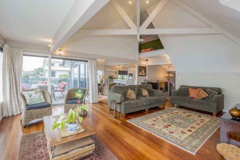 Photo of property in 48 The Parade, Paekakariki, 5034