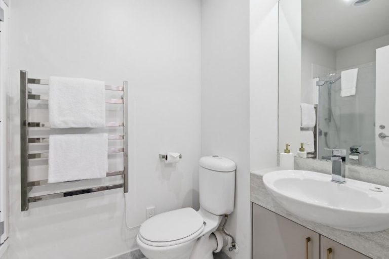 Photo of property in 39/12 Maunganui Road, Mount Maunganui, 3116