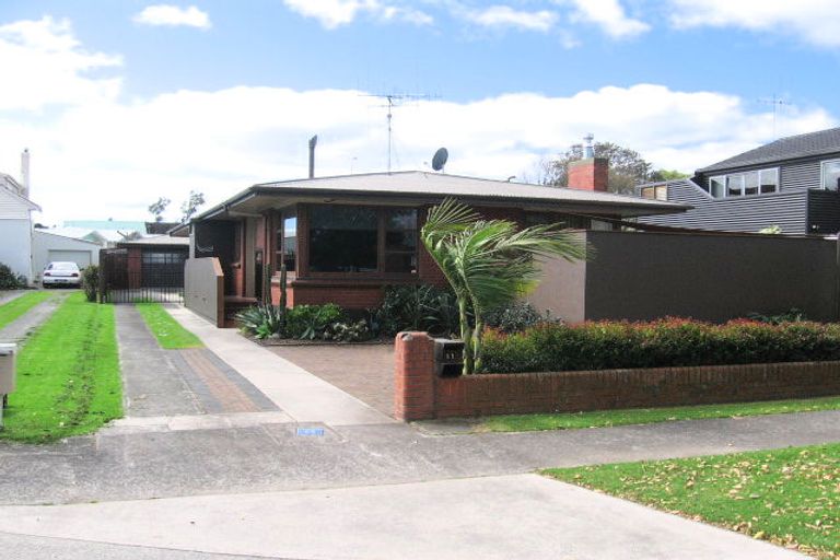 Photo of property in 11 Williams Street, Tauranga, 3110