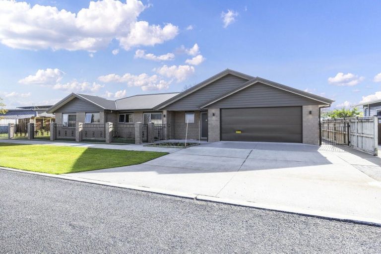 Photo of property in 508a Richmond Street, Lepperton, New Plymouth, 4373