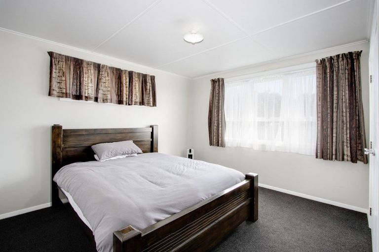 Photo of property in 8 Curling Crescent, Onekawa, Napier, 4110