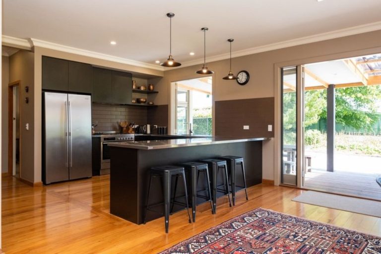 Photo of property in 247 Napier Road, Havelock North, Hastings, 4180